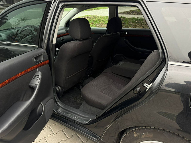 Тайота авенсис хорошая комплектация можно на обмен 77751188 пишите Тирасполь - изображение 3