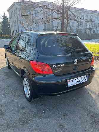 Экономичная машинка в отличном состоянии пишите 77751188 ватсап телеграм Тирасполь