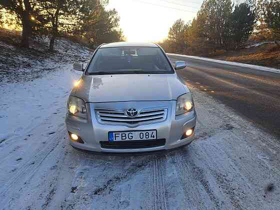 Тайота авенсис в отличном состоянии можно на обмен пишите 77751188 Тирасполь