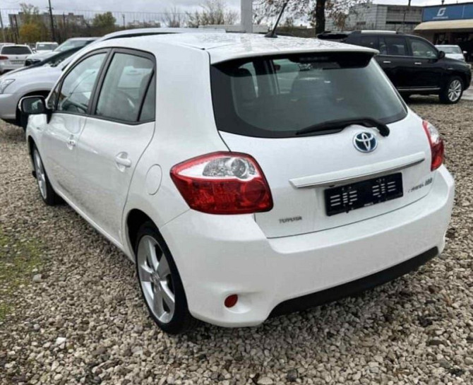 Тайота аурис гибрид на обмен пишите по номеру 77751188 Тирасполь - изображение 5