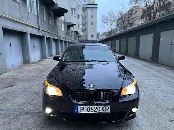 БМВ е60 максимальная комплектация на обмен пишите 77751188 Тирасполь