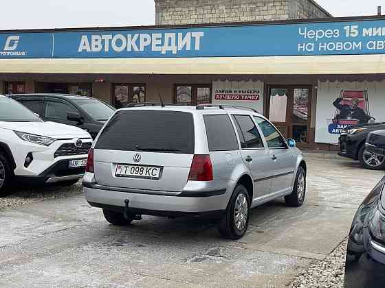 Гольфик в отличном состоянии можно на обмен пишите 77751188 ватс телегр Тирасполь