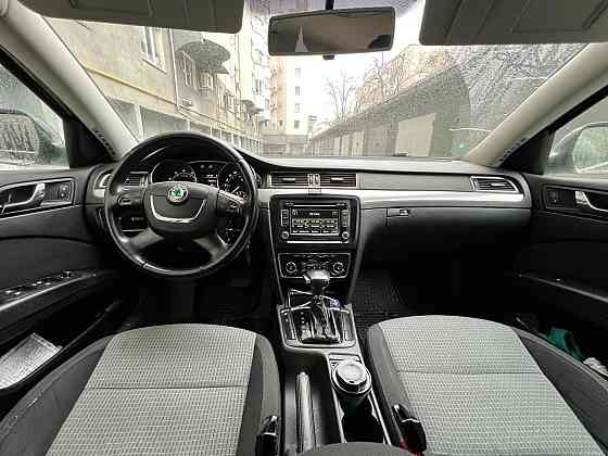 Шикарная шкода суперб можно на обмен пишите 77751188 Тирасполь