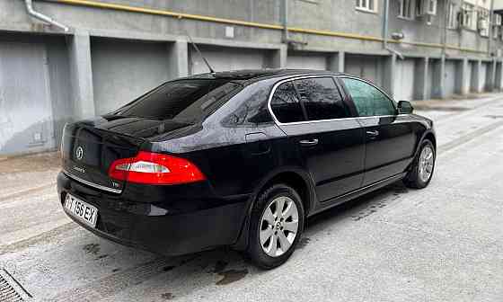 Шикарная шкода суперб можно на обмен пишите 77751188 Тирасполь