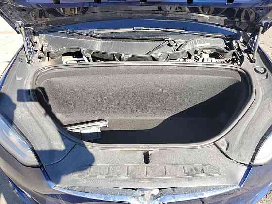 Тесла модел х максималка можно на обмен пишите 77751188 Tiraspol