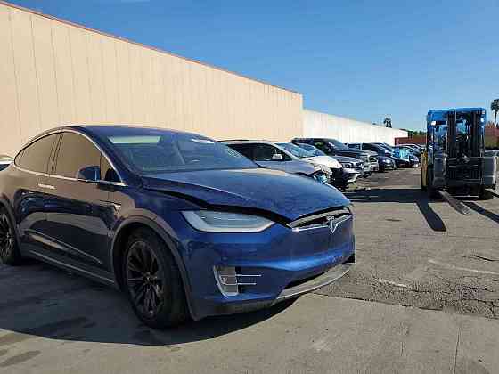 Тесла модел х максималка можно на обмен пишите 77751188 Tiraspol