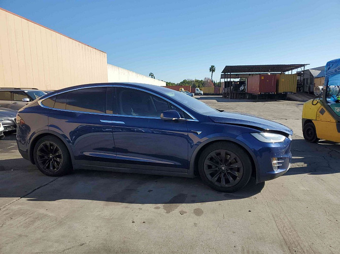 Тесла модел х максималка можно на обмен пишите 77751188 Tiraspol - fotografie 6