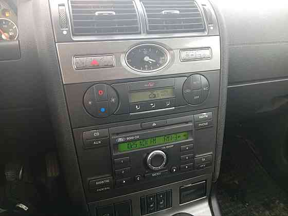 Форд мондео хорошая комплектация пишите на обмен 77751188 Тирасполь