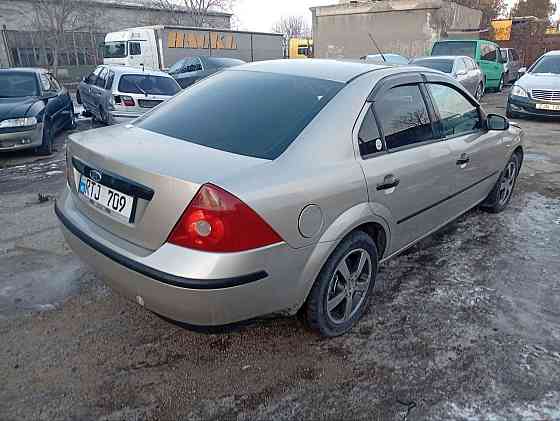 Форд мондео хорошая комплектация пишите на обмен 77751188 Тирасполь