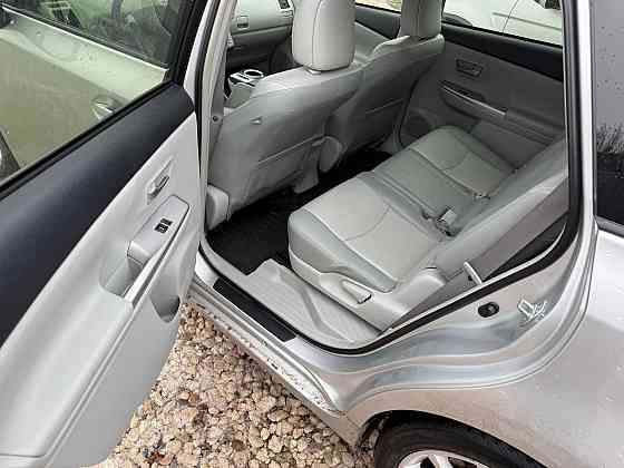 Экономичный приус можно на обмен пишите 77751188 ватс телегр Тирасполь