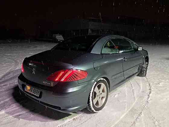 Классная машинка можно на обмен пишите 77751188 Тирасполь Tiraspol