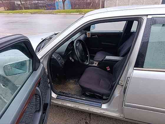 Мерседес газ метан можно на обмен пишите 77751188 Тирасполь