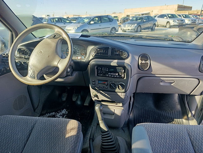 Крайслер вояджер надежный минивен газ метан пишите 77751188 на обмен Тирасполь - изображение 5