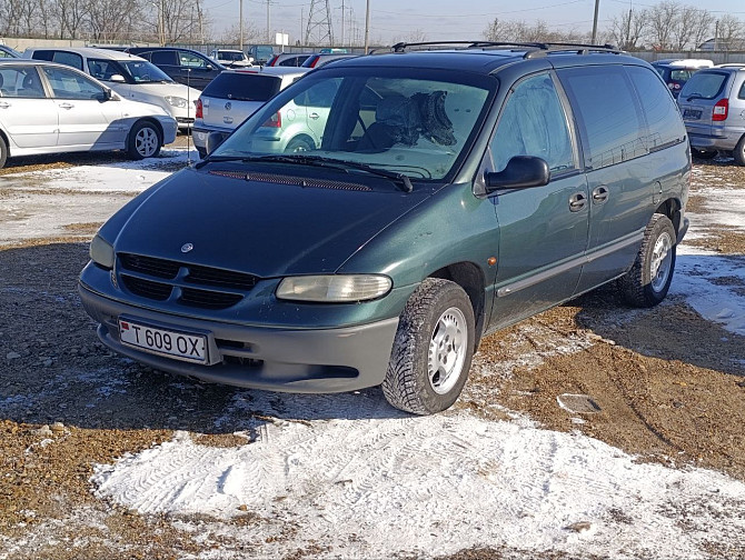 Крайслер вояджер надежный минивен газ метан пишите 77751188 на обмен Тирасполь - изображение 1