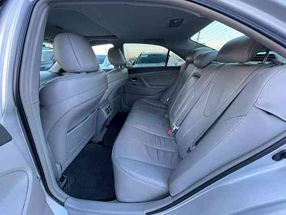 Камри гибрид метан можно на обмен пишите 77751188 Тирасполь