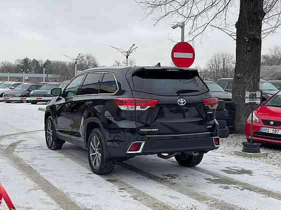 Хайлендер гибрид 8 мест пишите наобмен Тирасполь
