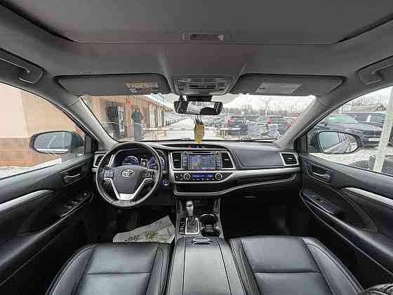 Хайлендер гибрид 8 мест пишите наобмен Тирасполь