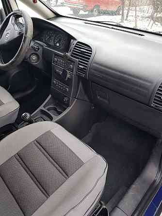 Надежный минивен пишите на обмен 77751188 Тирасполь