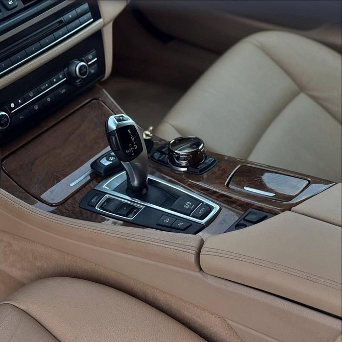 БМВ 5 полный привод обслужена можно на обмен 77751188 пишите Тирасполь - изображение 2