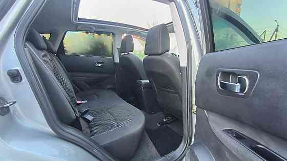 Надежный Нисан только приехал пишите на обмен 77751188 Тирасполь