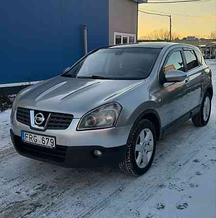Надежный Нисан только приехал пишите на обмен 77751188 Тирасполь