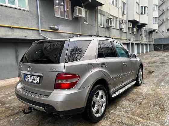 Мерседес мл полный привод обслужена пишите на обмен 77751188 Тирасполь