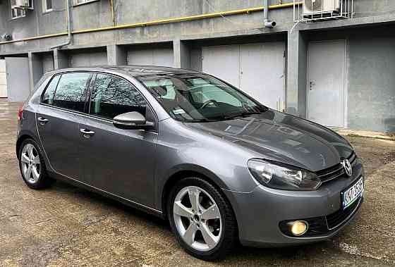 Классный гольфик обслужен пишите на обмен 77751188 Тирасполь