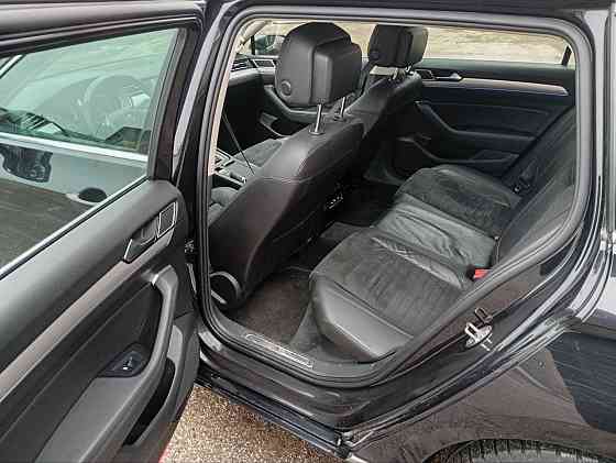 Шикарный пасат плагин гибрид пишите на обмен 77751188 Тирасполь