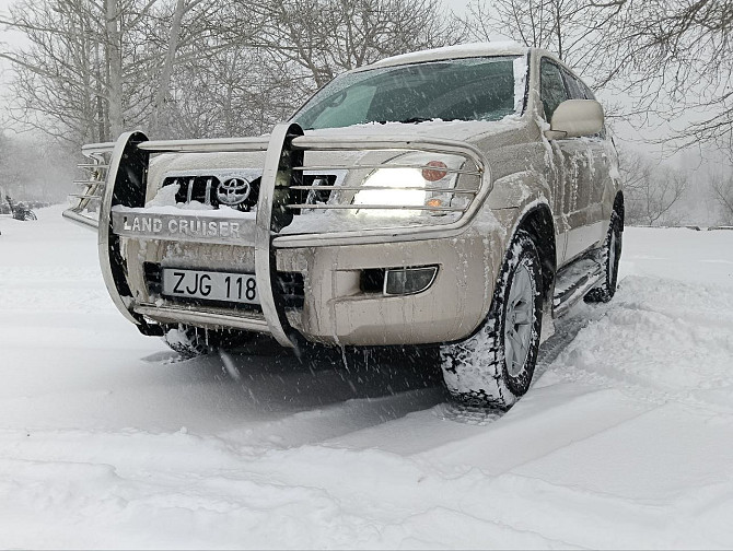 Тайота прадо нетральные номера пишите на обмен 77751188 Тирасполь - изображение 1