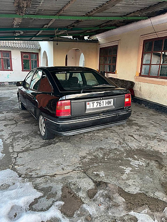 Опель вектра на полном ходу пишите 77751188 Тирасполь - изображение 3