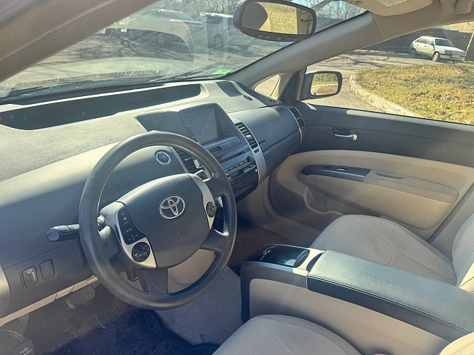Приус гибрид очень экономный пишите 77751188 Tiraspol - fotografie 4