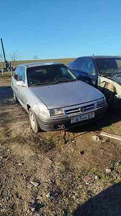 Опель ауди на автомате и форд 600 1500 300 или на обмен 77751188 Tiraspol