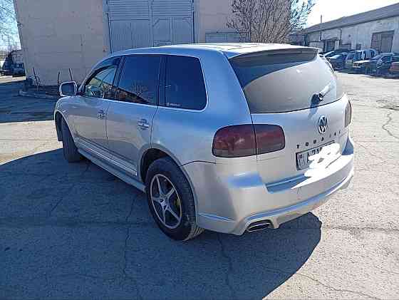 Туарег полный привод на автомате пишите 77751188 Тирасполь