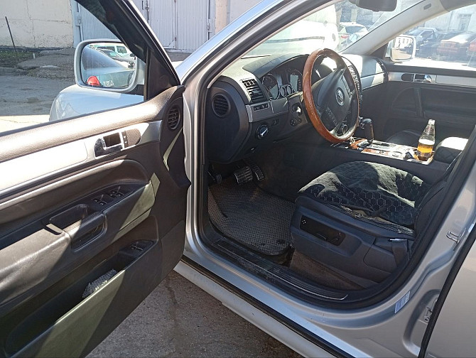 Туарег полный привод на автомате пишите 77751188 Тирасполь - изображение 4