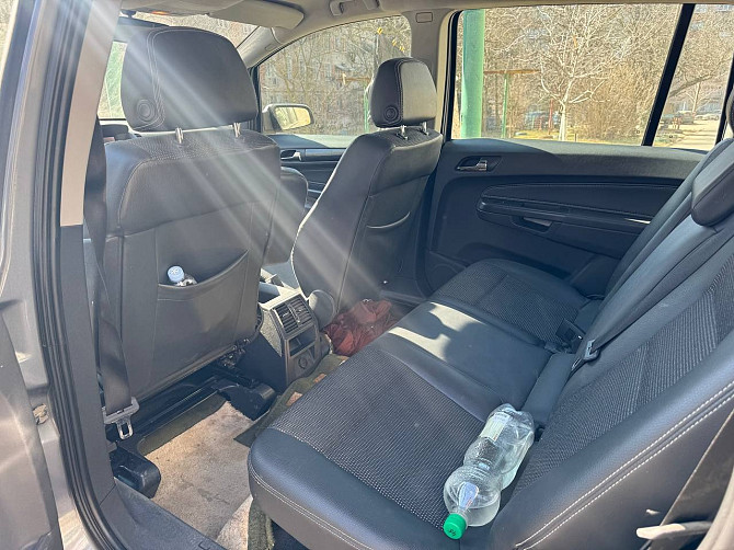 Надежный минивен 7 мест Тирасполь пишите 77751188 Тирасполь - изображение 7