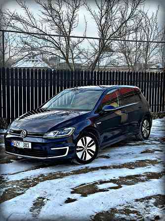 Volkswagen e-Golf (куплен у офиц.дилера Германии Тирасполь