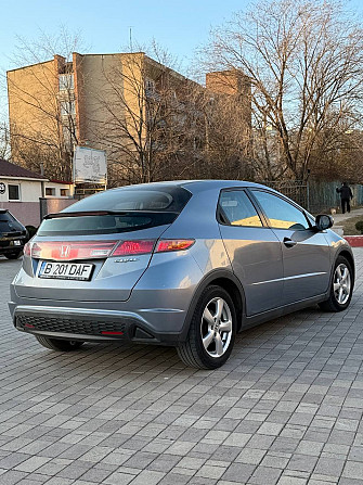 Хонда сивик на автомате растаможена 77751188 Тирасполь - изображение 2