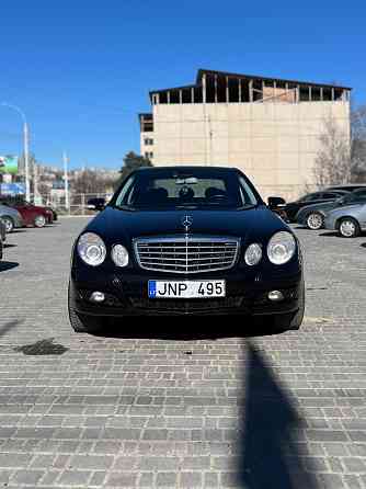 Мерседес 211 на автомате обслужен пишите 77751188 Тирасполь