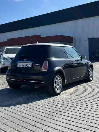 Мини купер нейтральные номера пишите по номеру 77751188 Тирасполь