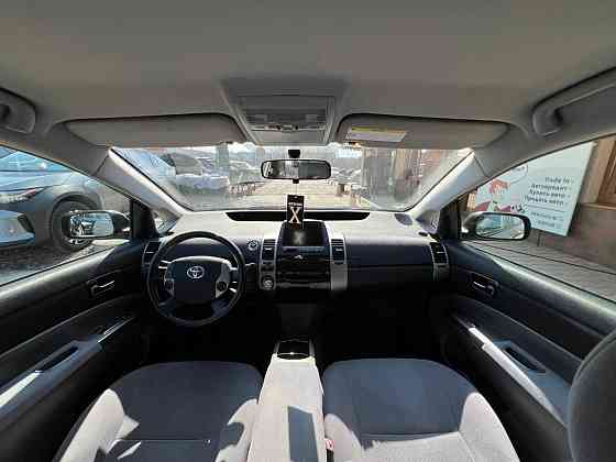 Приус растаможен можно на обмен Бендеры 77751188 Тирасполь