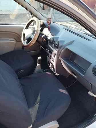 Экономичная машина пишите по номеру тел 77751188 Тирасполь