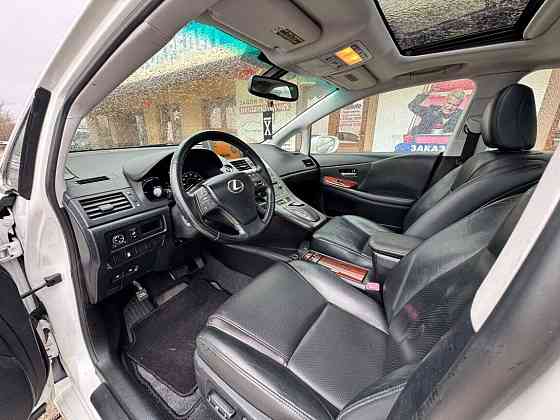 Надежный лексус гибрид пишите по номеру тел 77751188 Тирасполь
