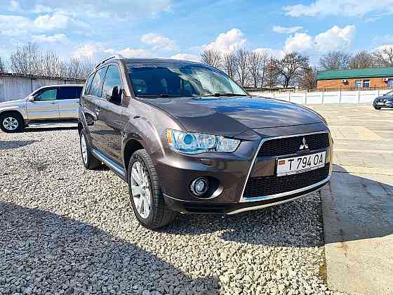 Митсубиси аутлендер диз автомат пишите по номеру тел 77751188 Тирасполь