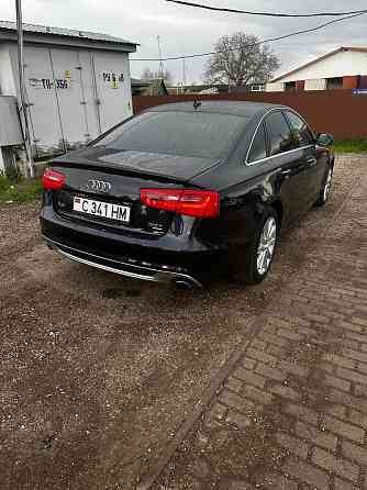 Шикарная ауди максималка пишите 77751188 Tiraspol