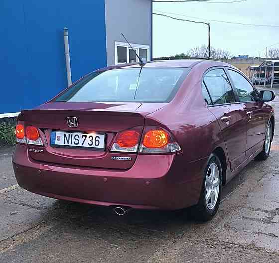 Хонда сивик гибрид автомат пишите ватсап 77751188 Тирасполь