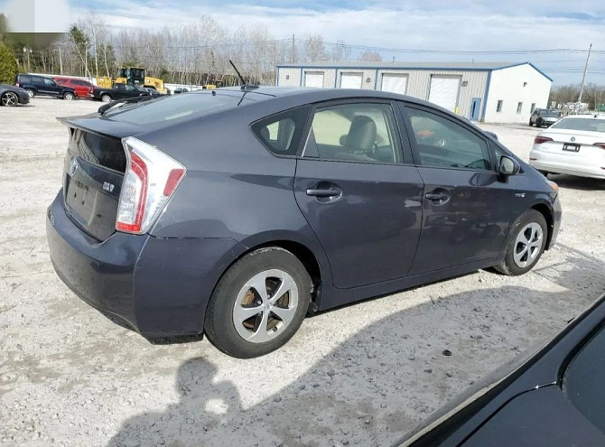 Тайота приус молд номера пишите ватсап телегр 77751188 Тирасполь - изображение 2