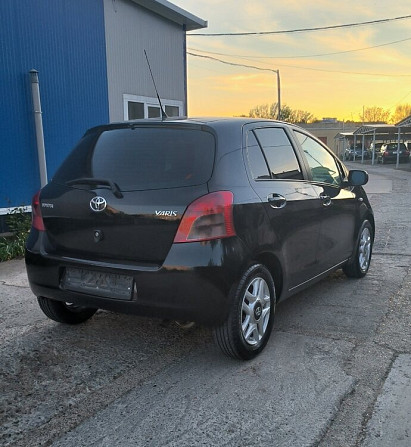 Тайота ярис пишите на ватсап 77751188 Tiraspol - fotografie 4