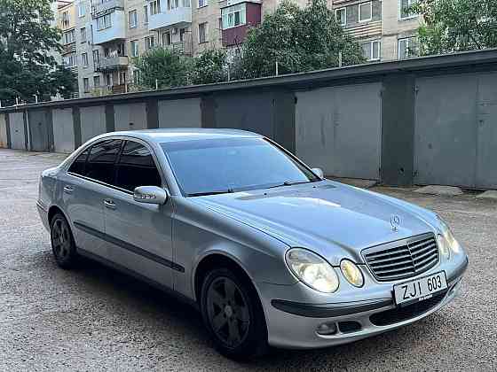 Мерседес 211 пишите на ватсап 77751188 Тирасполь