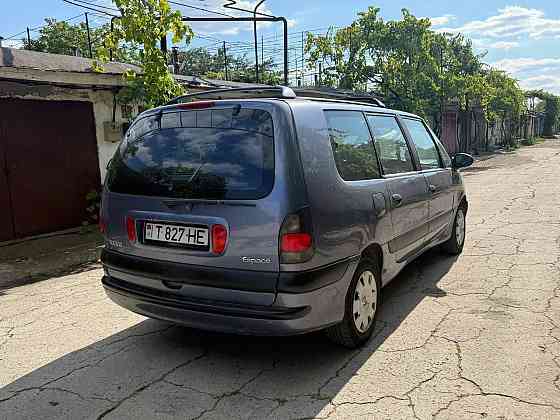Надежный минивен пишите ватсап 77751188 Tiraspol