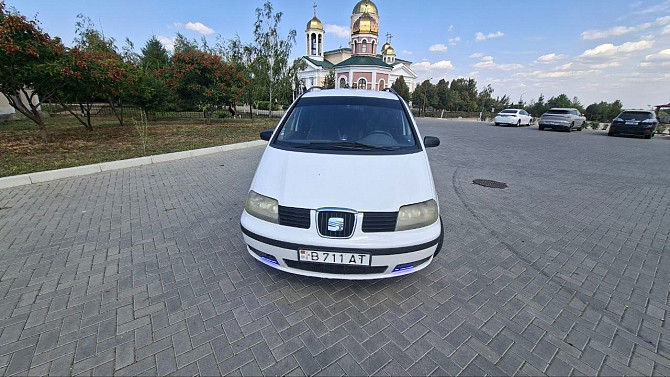 Экономичный минивен пишите ватсап 77751188 Тирасполь - изображение 4